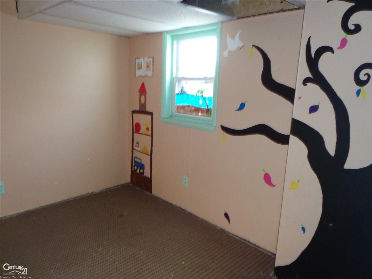 3404 24th St, Port Huron, MI 48060